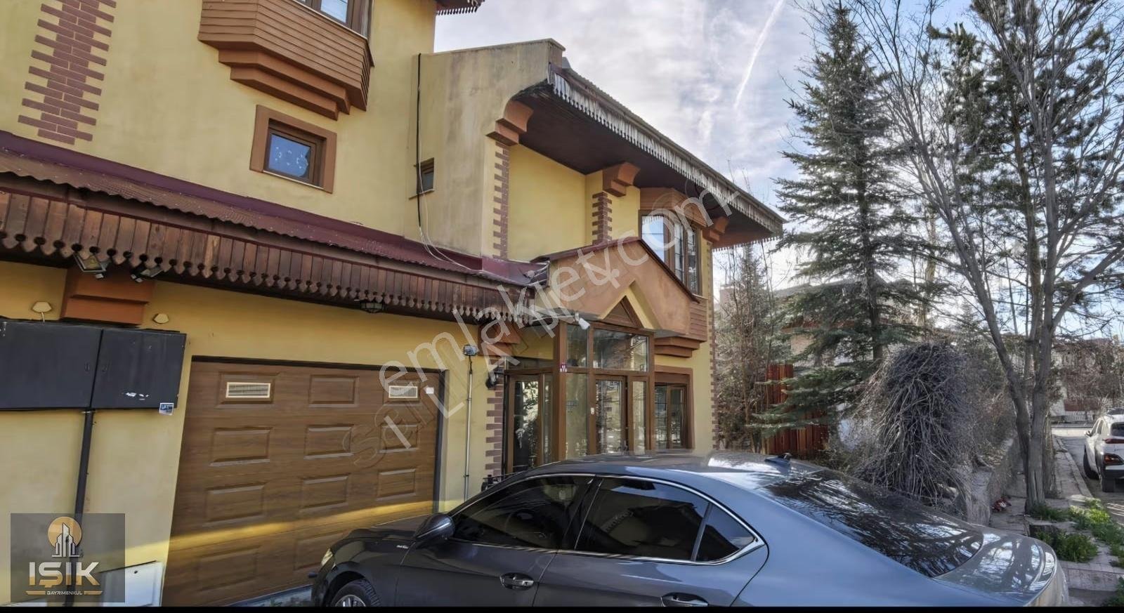 Işık Gm'den Dadaşkent Nenehatun Sitesi 5+1satılık Triplex Villa