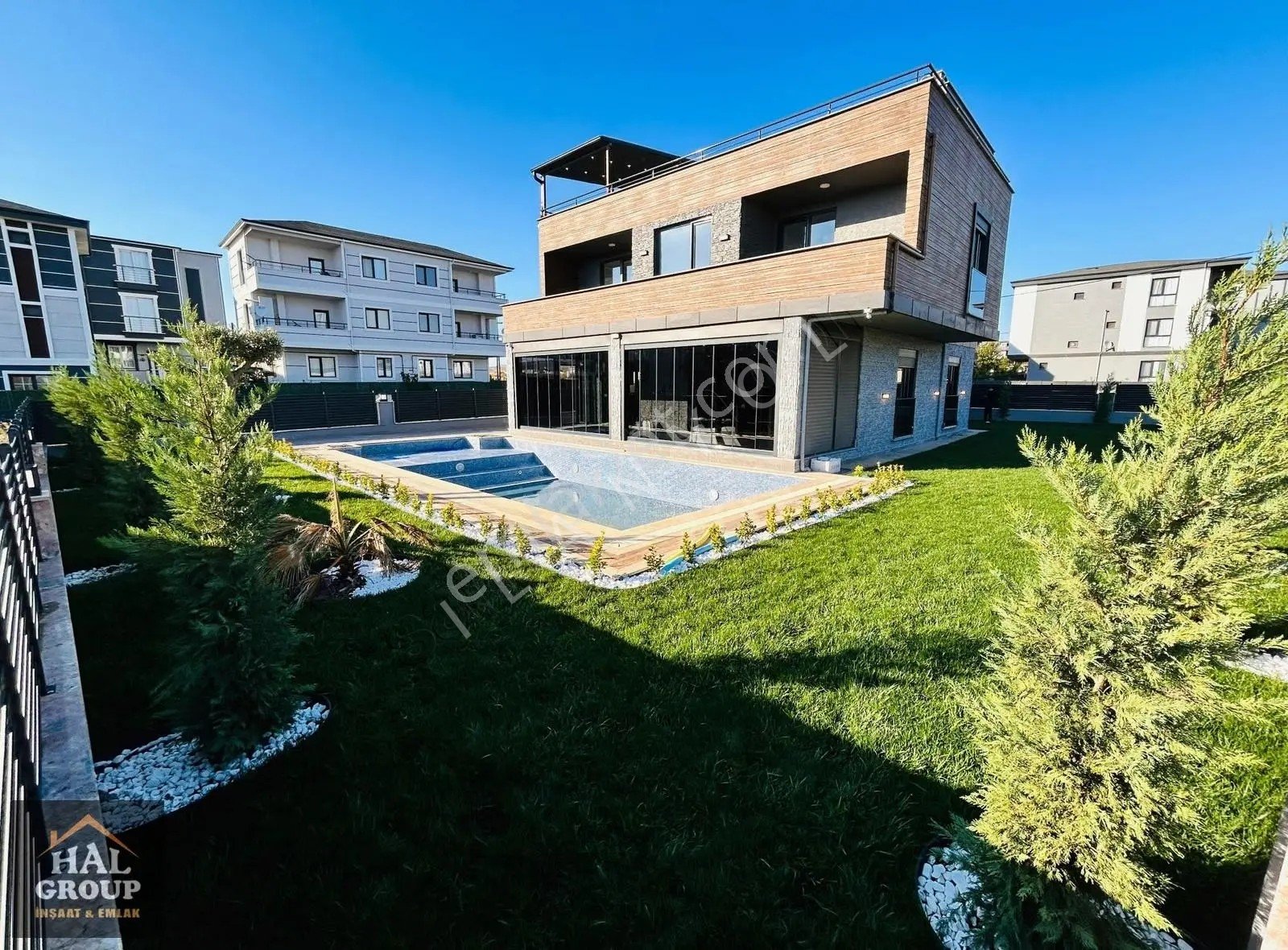 ꧁▇hal Group▇꧂bağımsız Bir Yaşam Alanı İçerisinde Gözde Malikane