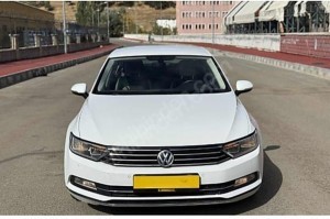 Sahibinden çok temiz Passat b8 2017 model comfortline